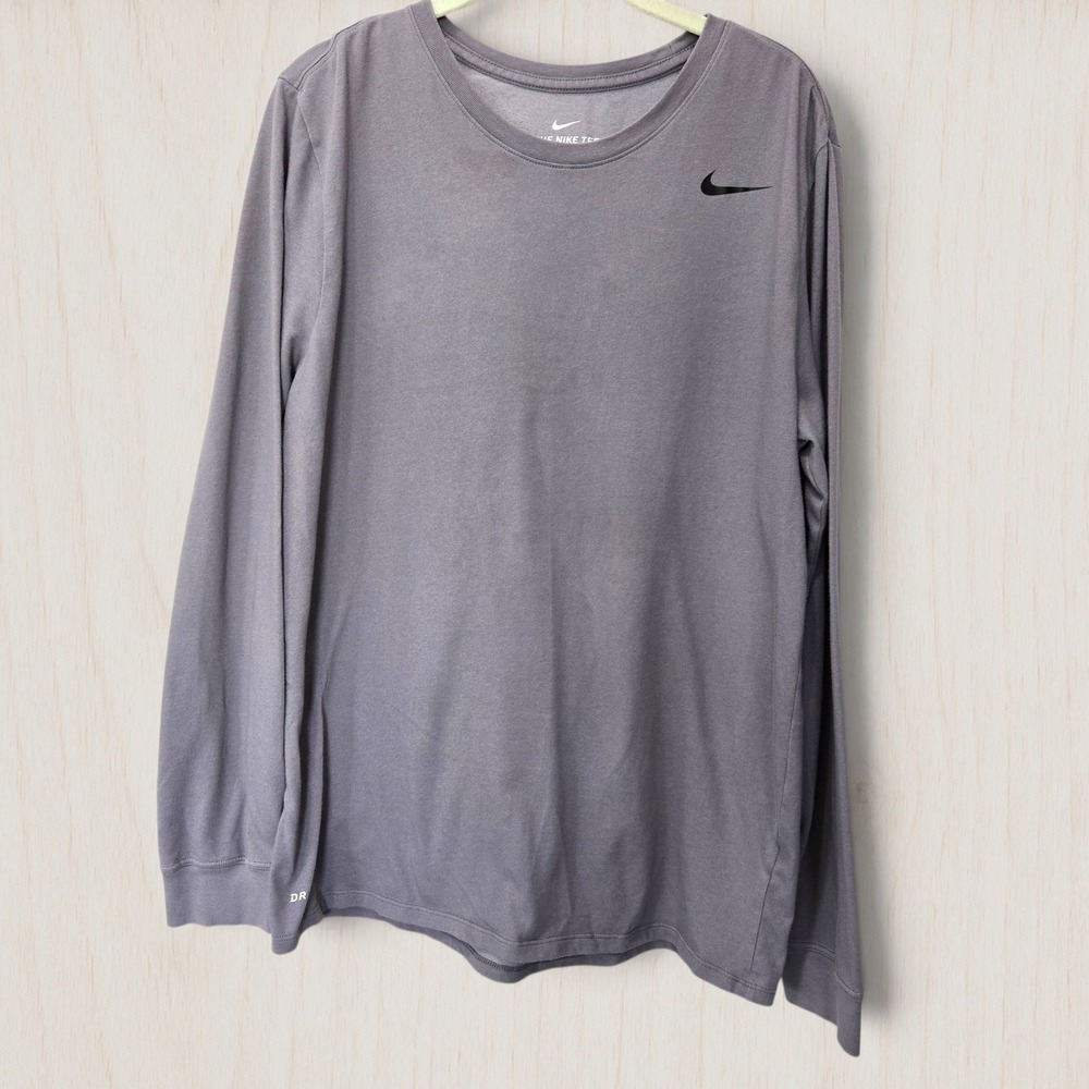 Nike Dri-FIT Gray Long Sleeve Training Shirt Mens Large Athletic Cut L